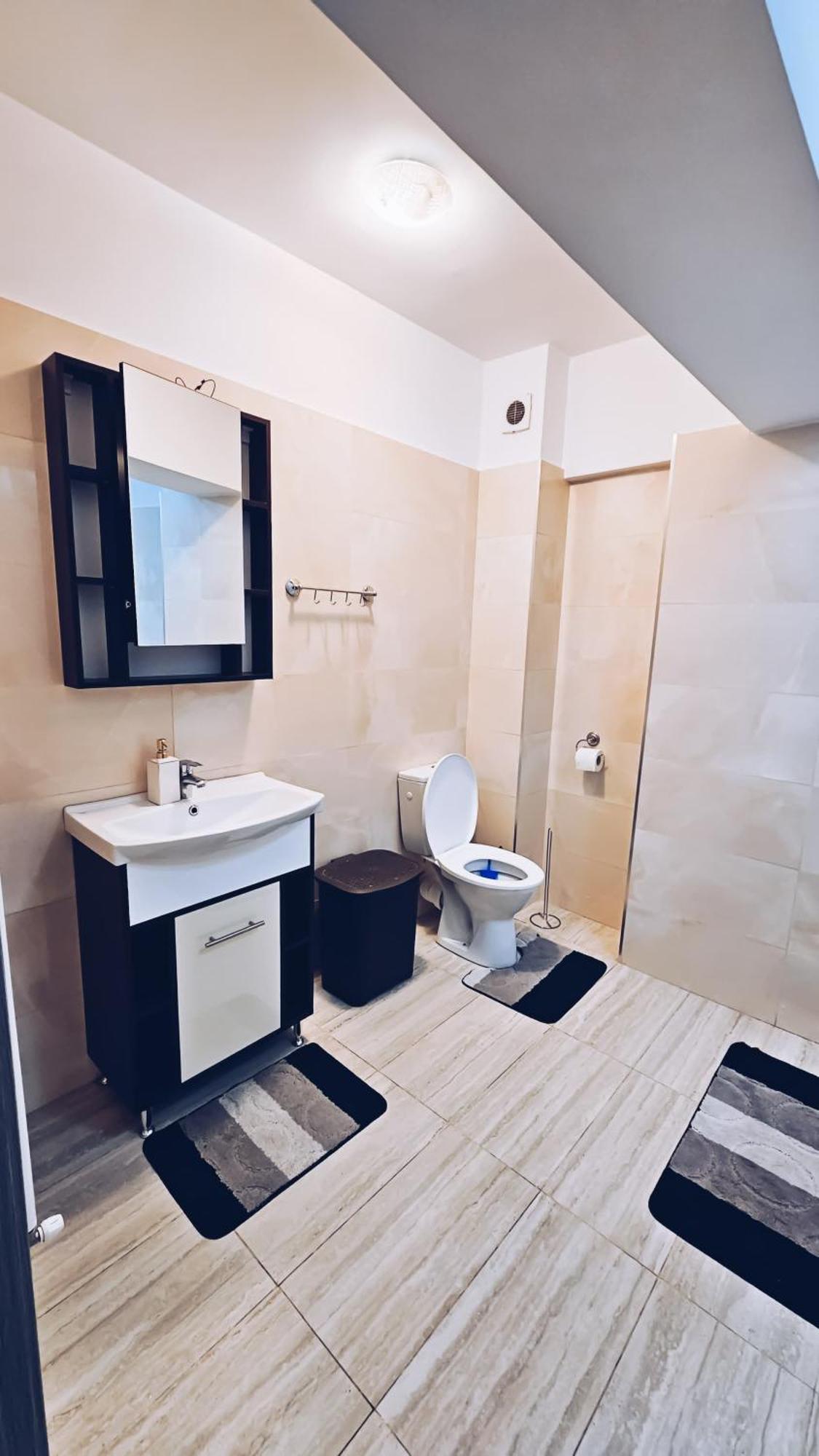 Apartament Dem Radulescu Râmnicu Vâlcea Exterior foto
